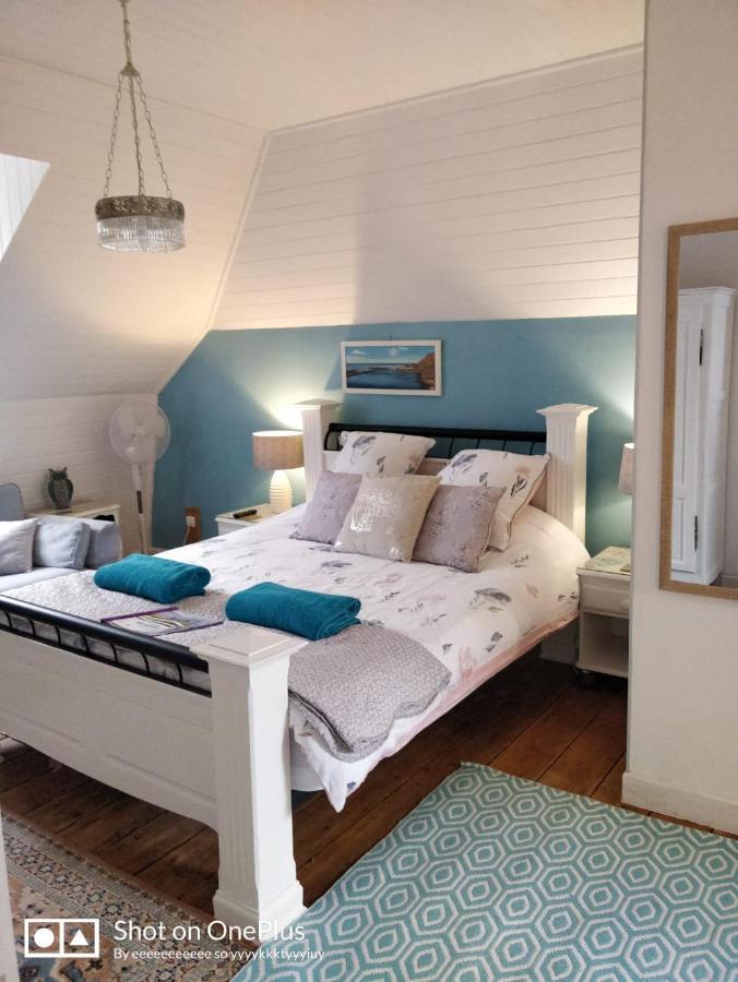 Maison Papillons Plomodiern Esterno foto
