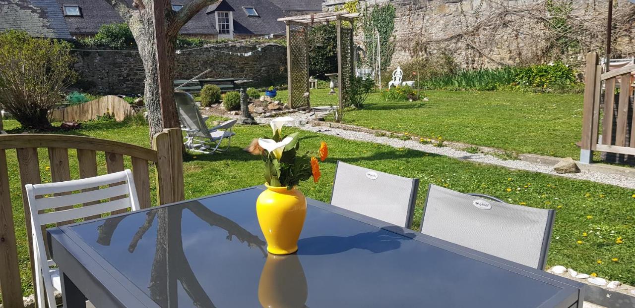 Maison Papillons Plomodiern Esterno foto